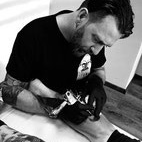 Tattoo Artist Thomas